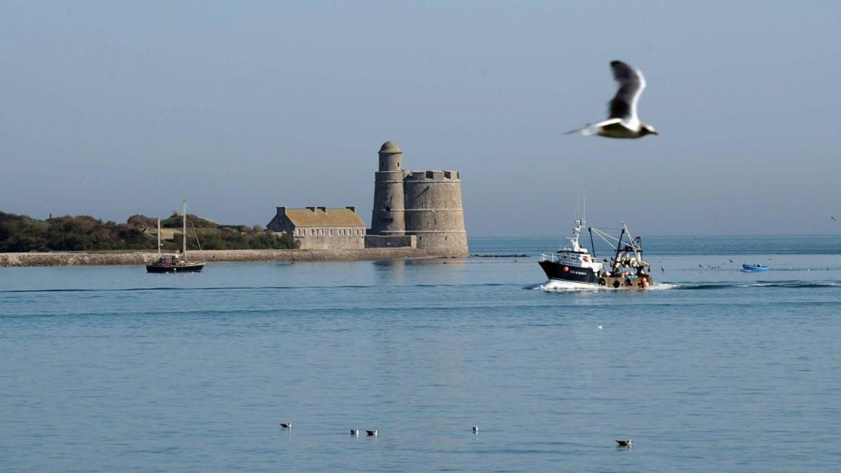 Holiday Normandy Se Ressourcer A Deux Pas De La Mer Fermanville エクステリア 写真
